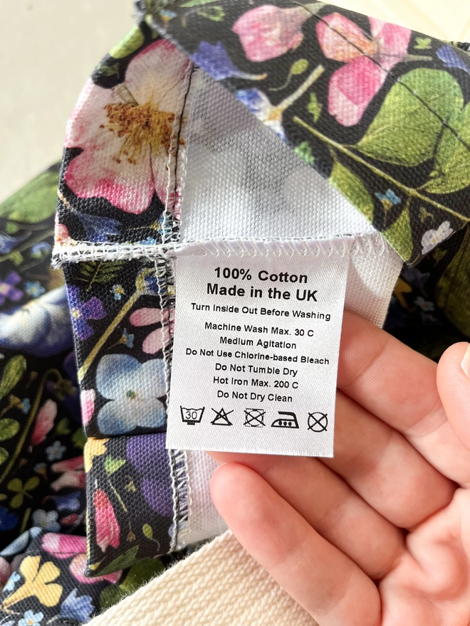 Cotton Shopping Bag Label - Care Instructions Displayed