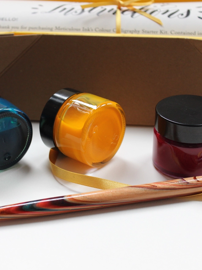 Meticulous Ink Colour Calligraphy Kit ink pots close up