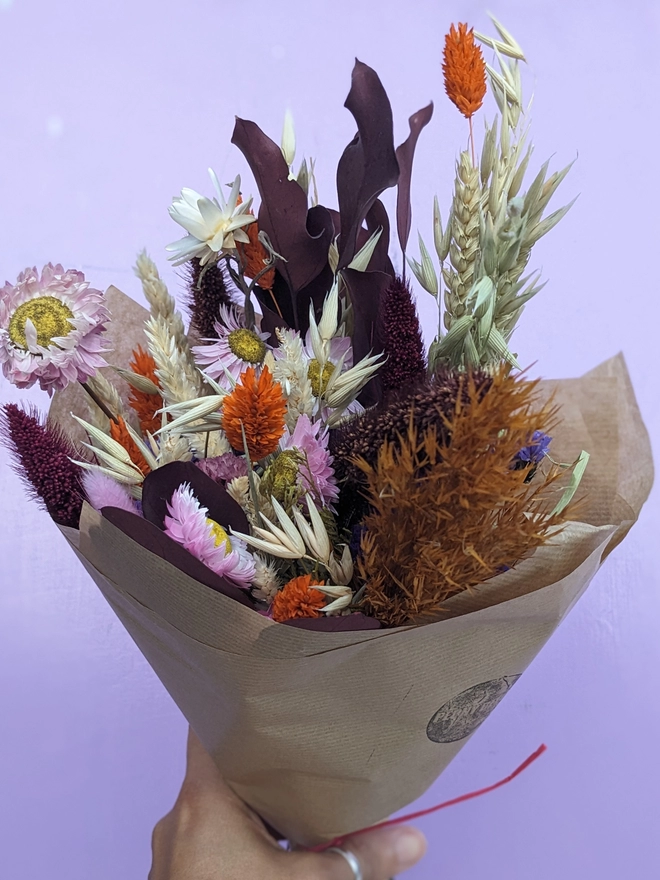wrapped dried flowers, brown paper, dried flower bouquet,  everlasting flowers, orange flowers, autumn dried flowers, home 