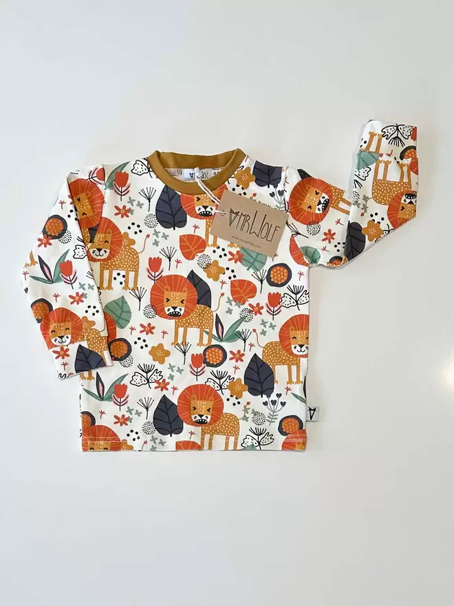 Mustard lion printed long sleeve T-shirt for babies and toddlers