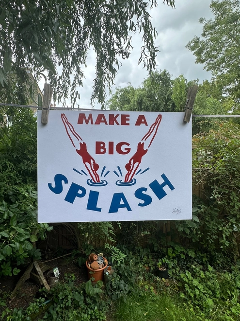 swimming splash print