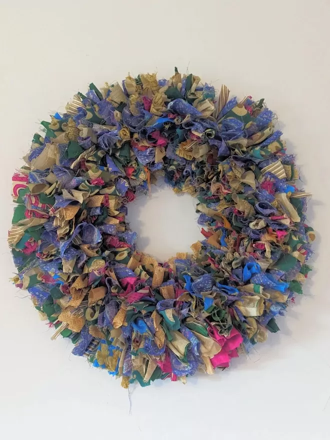Pri Pri wreath with lilacs
