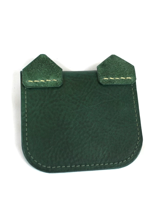 Back view of leather Cat purse in green.