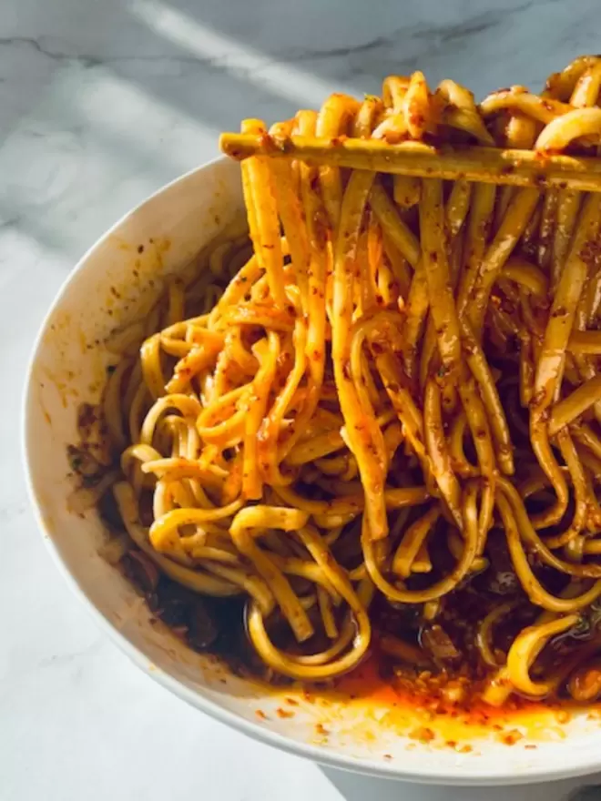 Cashew Chilli Noodles 