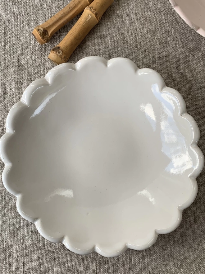top view of scallop edge ice cream bowl in white