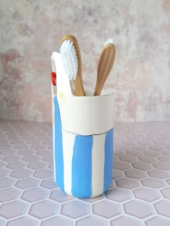 Sid ceramic unique hand painted toothbrush holder pot