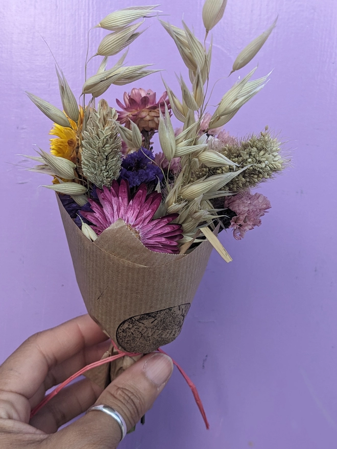 Everlasting dried flowers, natural dried flowers, bunny tails, pink flowers, dried flower bouquet, home, vase