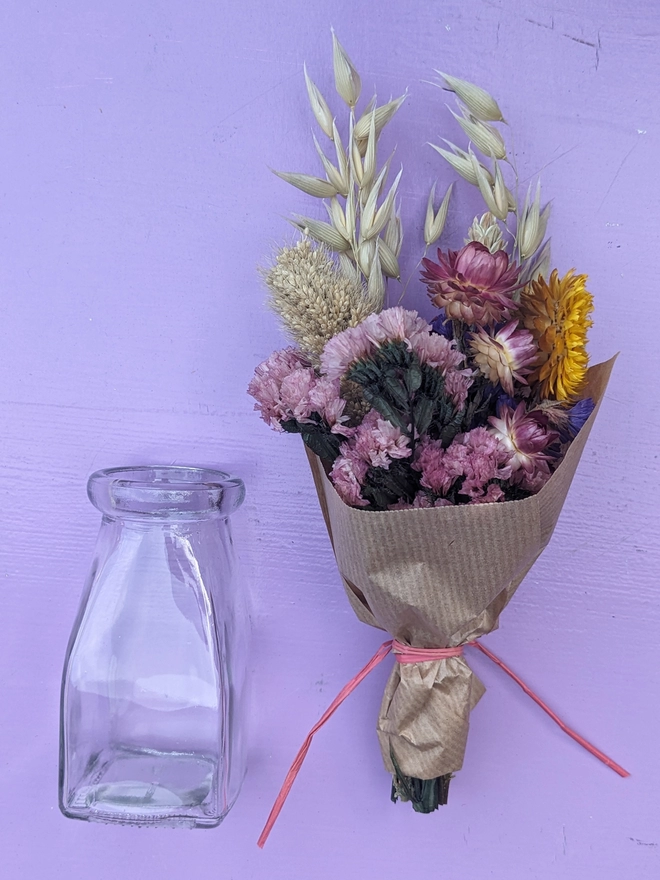 Everlasting dried flowers, natural dried flowers, bunny tails, pink flowers, dried flower bouquet, home, bud vase