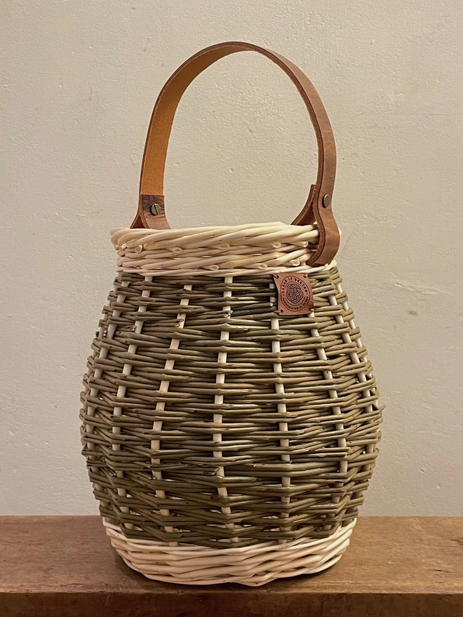 bberry willow basket handbag oval round natural leather large gift