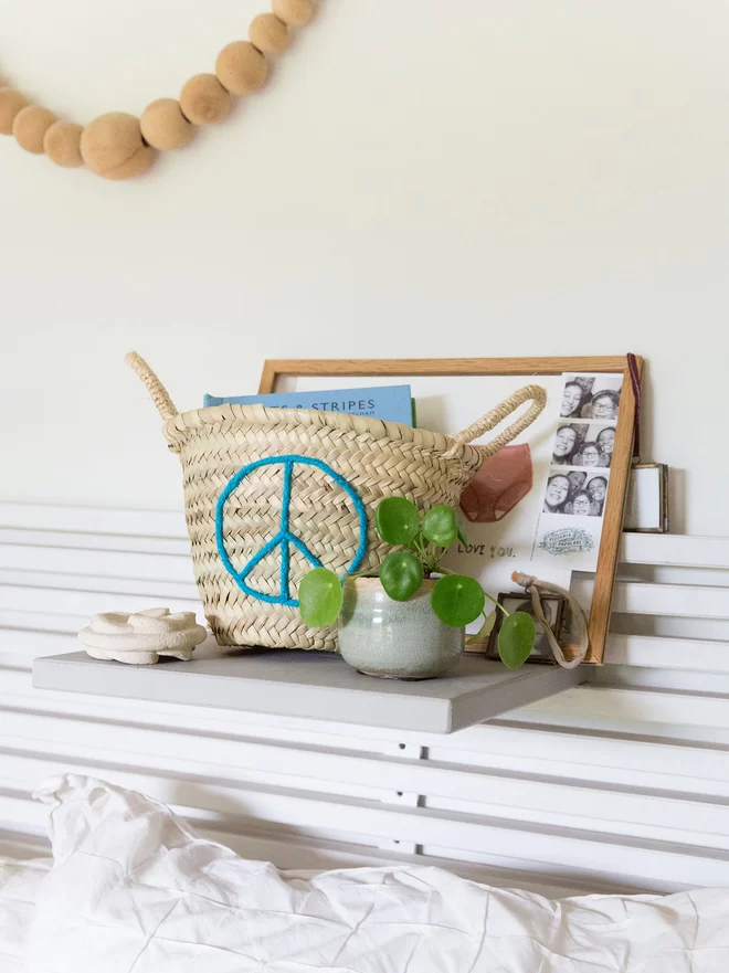 LoLA small peace basket beautiful storage for home decoration