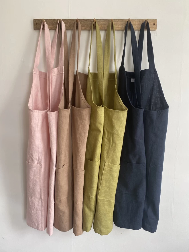 Pinafore aprons with cross back style